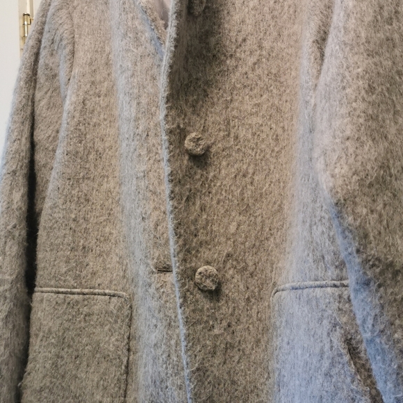 Grey coat - Picture 3 of 4